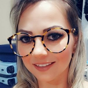 Meet your Posher, Gisely